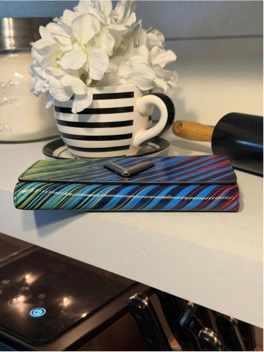 Louis Vuitton Limited Edition Epi Leather Twist Wallet